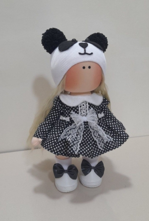 عروسک های دست‌ساز 