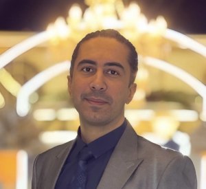 دکتر میلاد یوسفیان
